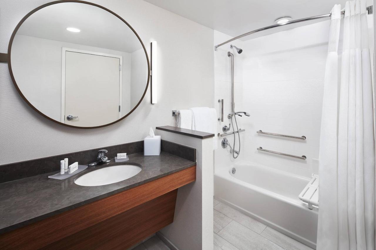 Fairfield Inn & Suites By Marriott Louisville Northeast Zewnętrze zdjęcie