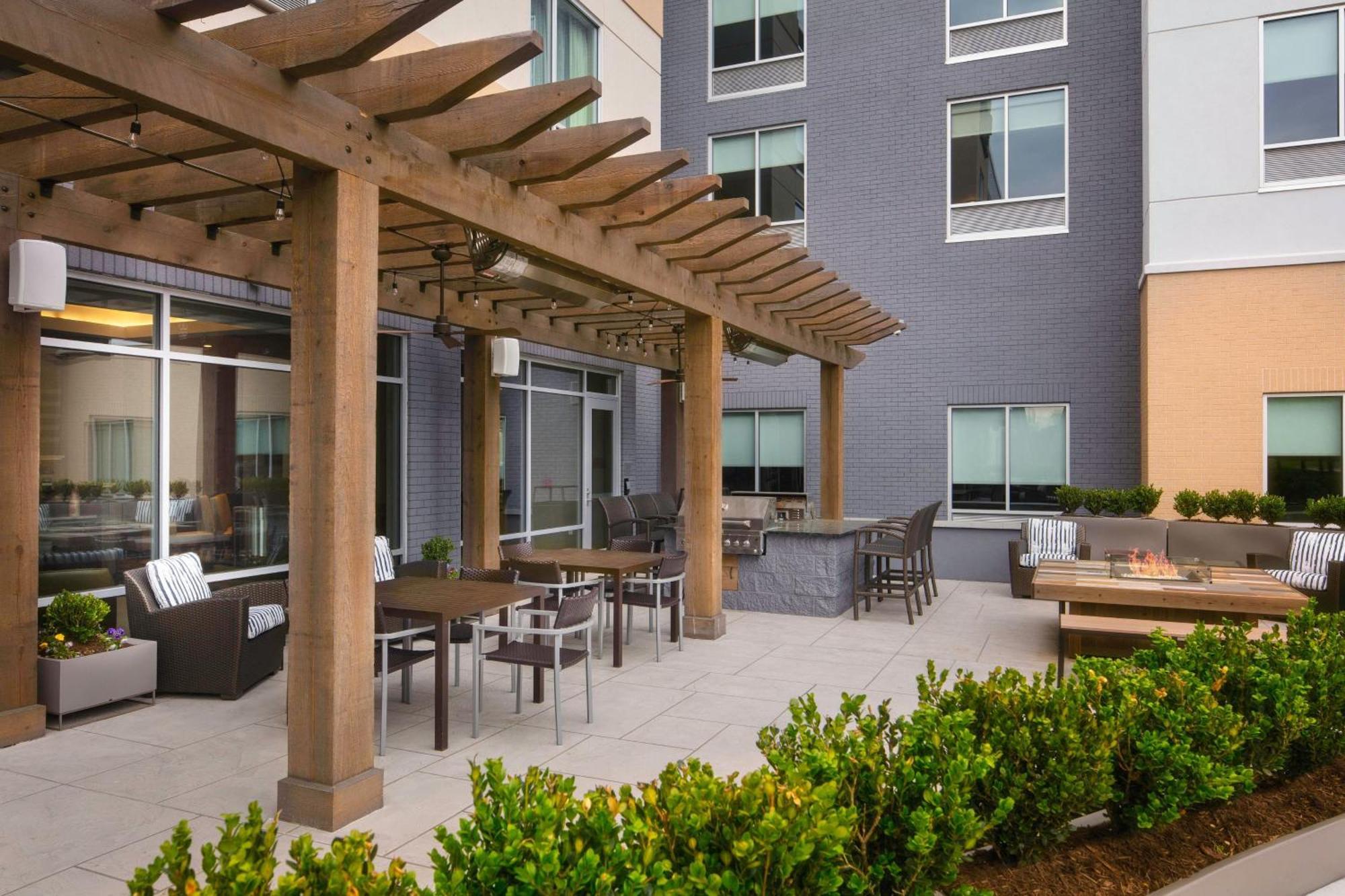 Fairfield Inn & Suites By Marriott Louisville Northeast Zewnętrze zdjęcie